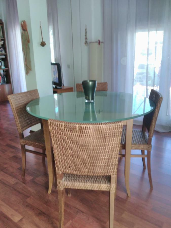Cozy Penthouse Next To Metro Station Appartement Thessaloniki Buitenkant foto