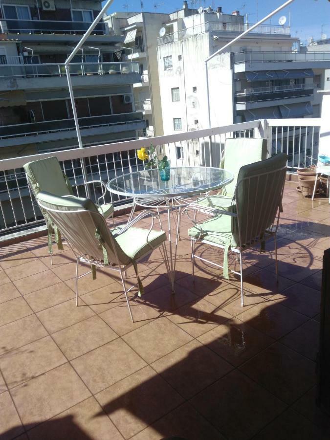 Cozy Penthouse Next To Metro Station Appartement Thessaloniki Buitenkant foto